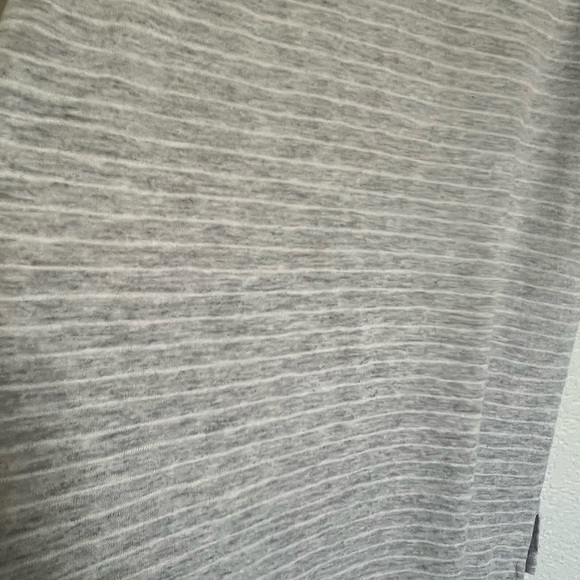 Athleta Breezy Striped Top in Grey - Picture 5 of 8